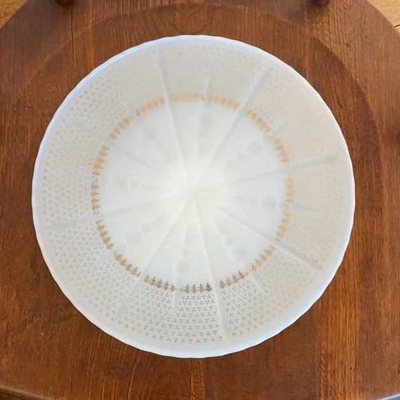 Anchor Hocking Kitchen Vintage Anchor Hocking Milk Glass Cake